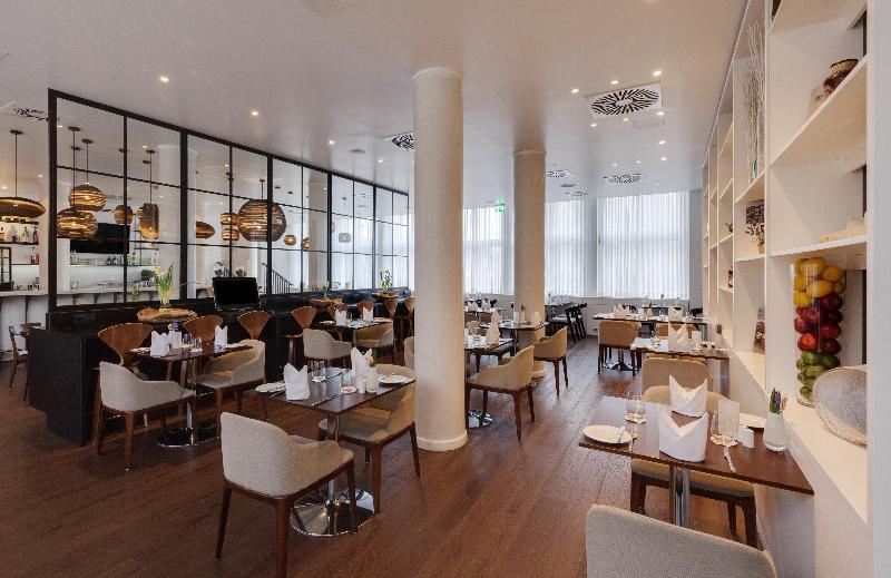 בית מלון כפרי Holiday Inn Dresden   Am Zwinger, An Ihg