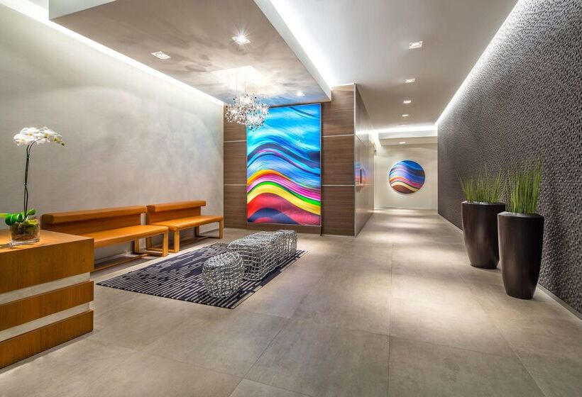 Отель Hyatt Centric South Beach Miami