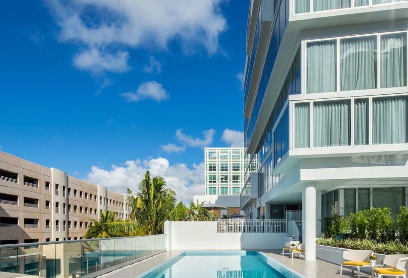 Отель Hyatt Centric South Beach Miami