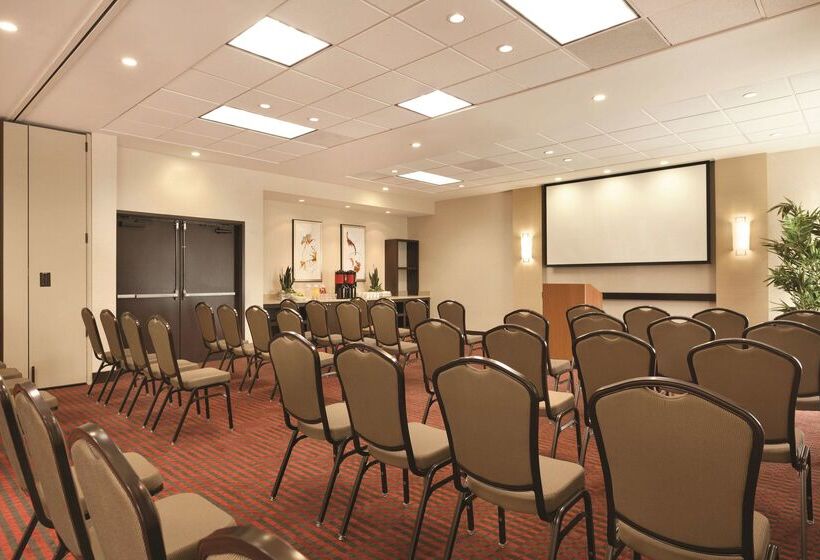 Отель Hyatt Place At Anaheim Resort/convention Center