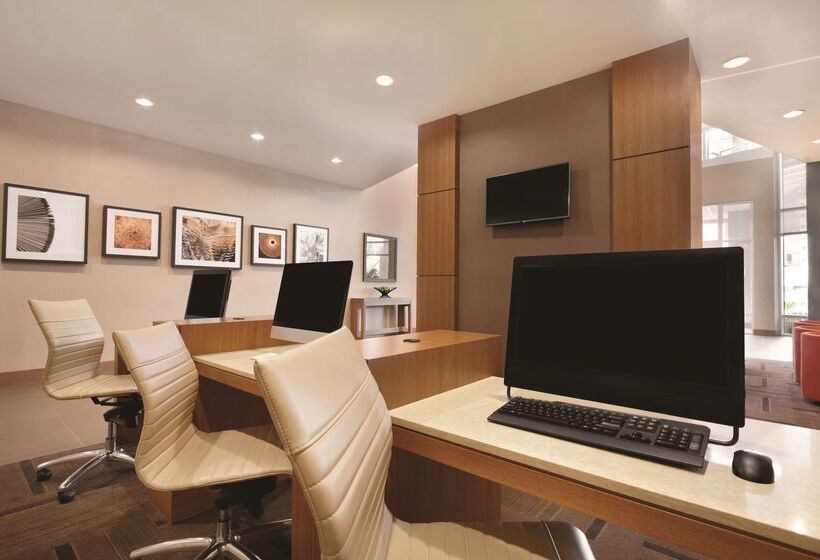 Отель Hyatt Place At Anaheim Resort/convention Center