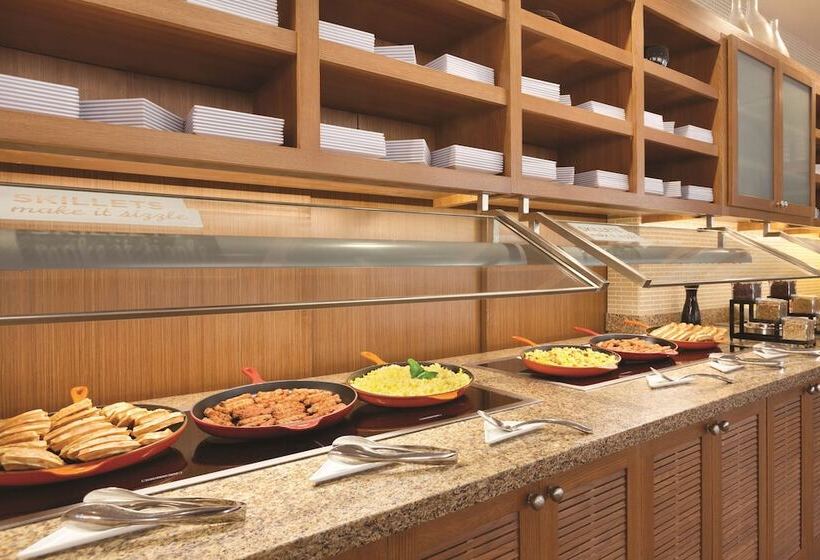 Отель Hyatt Place At Anaheim Resort/convention Center