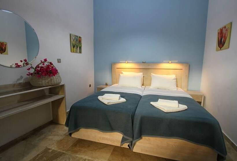 هتل Ilioxenia Studio & Apartments