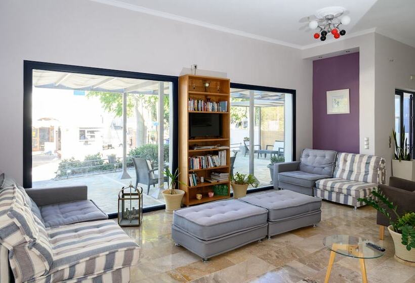 호텔 Ilioxenia Studio & Apartments