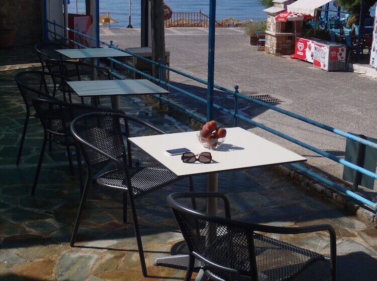 호텔 Ilioxenia Studio & Apartments