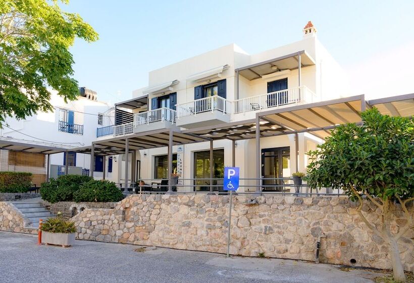 هتل Ilioxenia Studio & Apartments