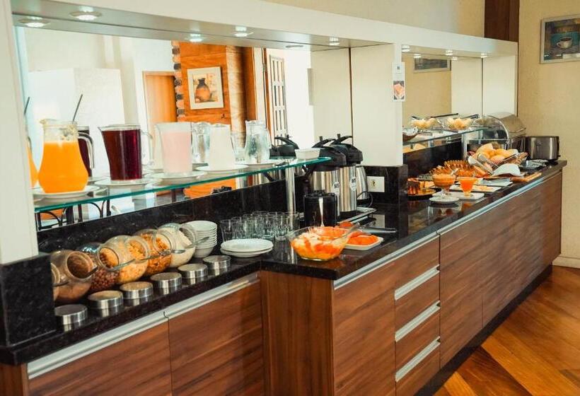 Отель Imperial De Quatro Barras