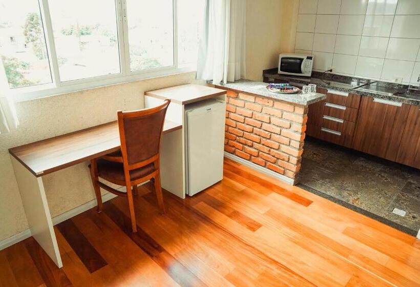 Отель Imperial De Quatro Barras