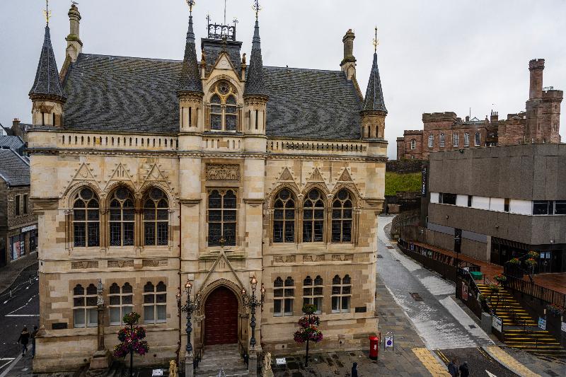 Отель Inverness City Suites