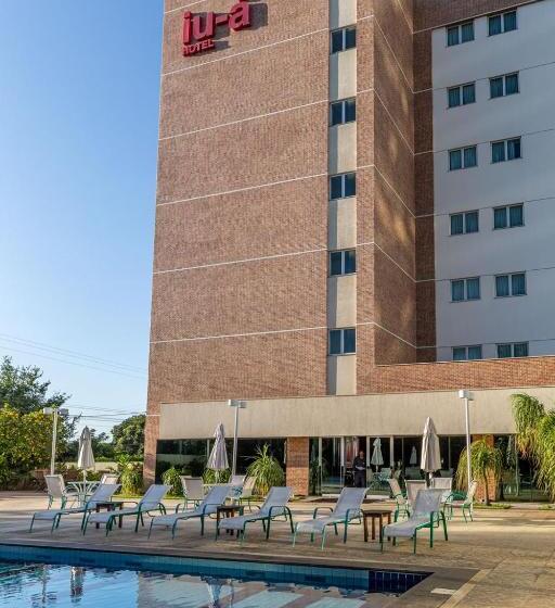 فندق Iua
