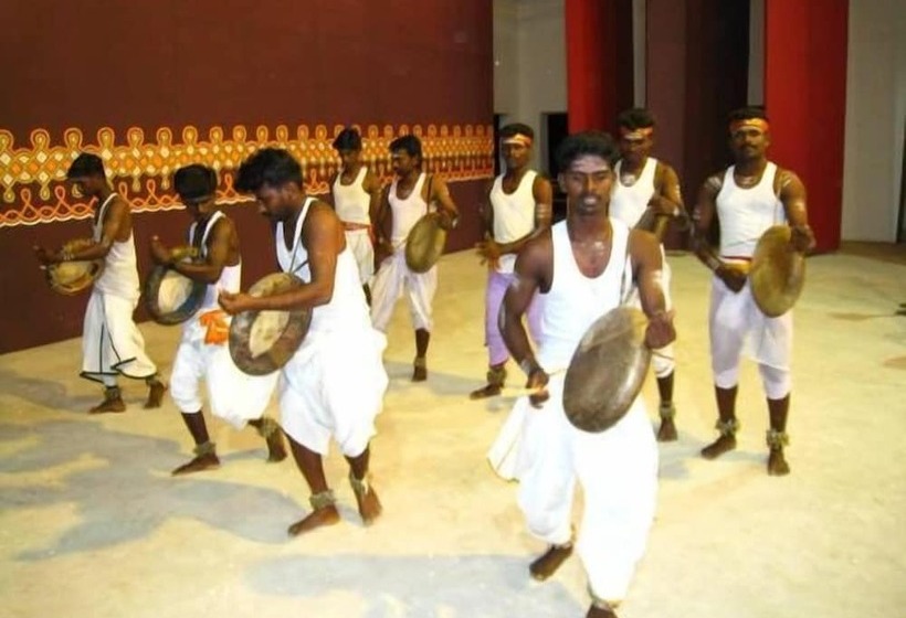 ホテル Kadambavanam Ethnic Village Resort