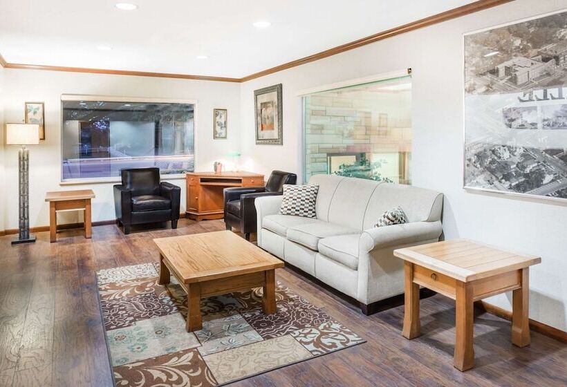 فندق Knights Inn Jacksonville