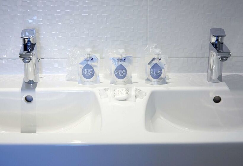 هتل Kyriad Prestige Saintmalo