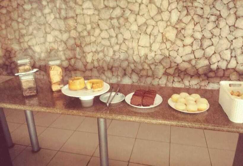 בית מלון כפרי Lagoa Lazer