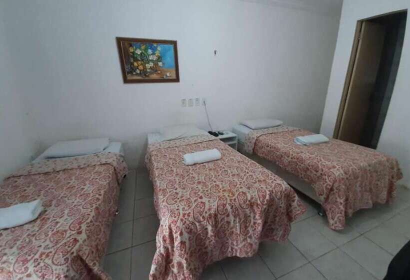 בית מלון כפרי Lagoa Lazer