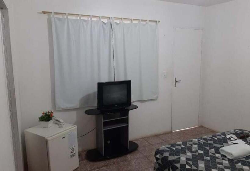 בית מלון כפרי Lagoa Lazer