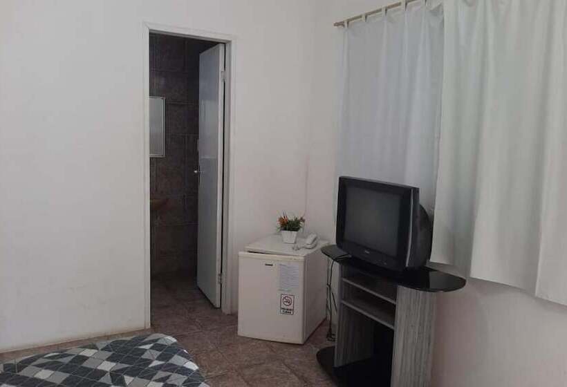 בית מלון כפרי Lagoa Lazer