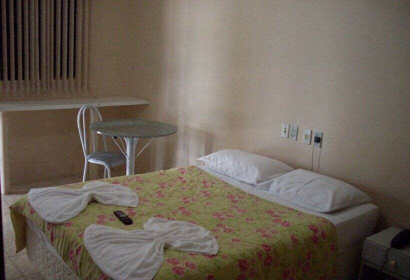 בית מלון כפרי Lagoa Lazer