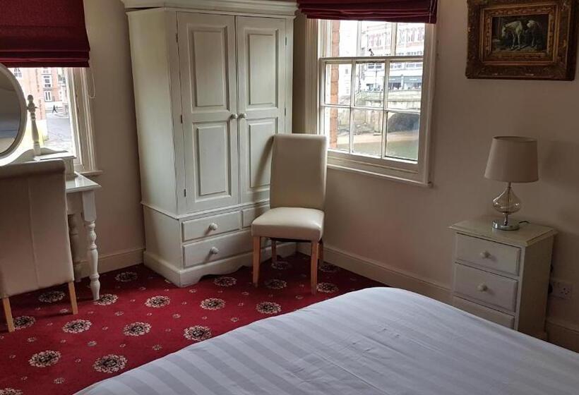 ホテル Lil's On The Waterfront