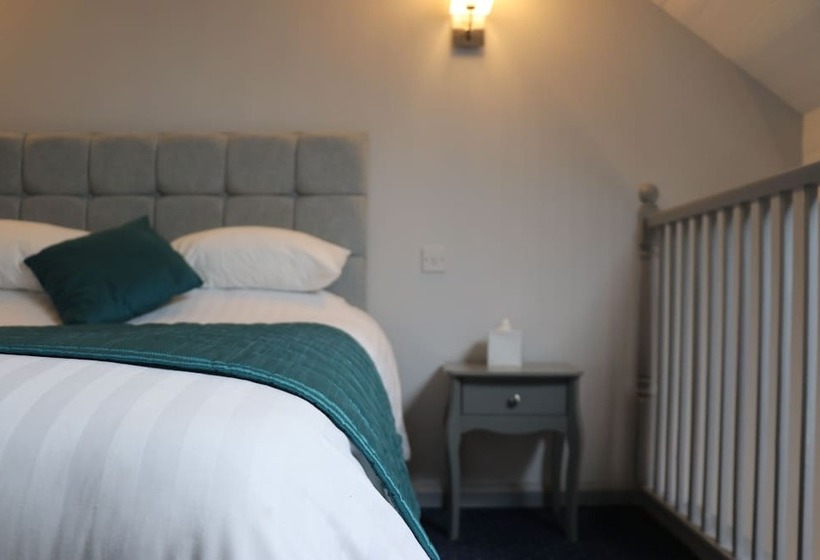 هتل Littleover Lodge