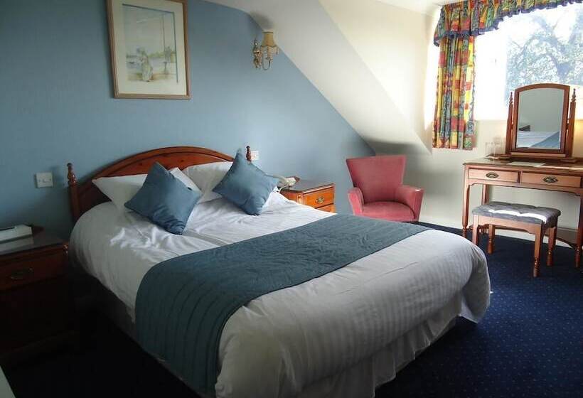 هتل Littleover Lodge