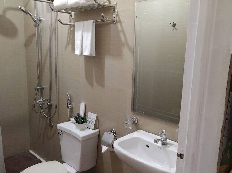 酒店 Makati Riverside Inn