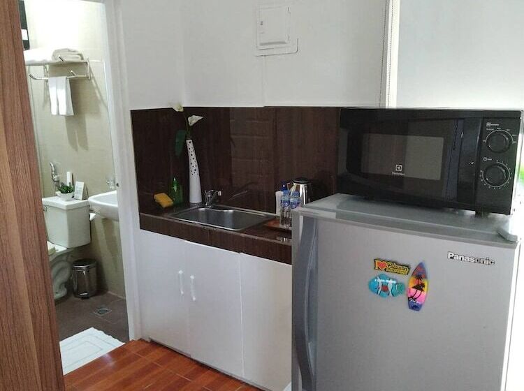 酒店 Makati Riverside Inn