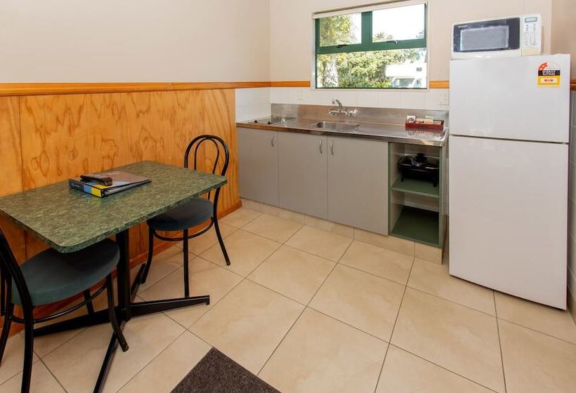 酒店 Motueka Top 10 Holiday Park