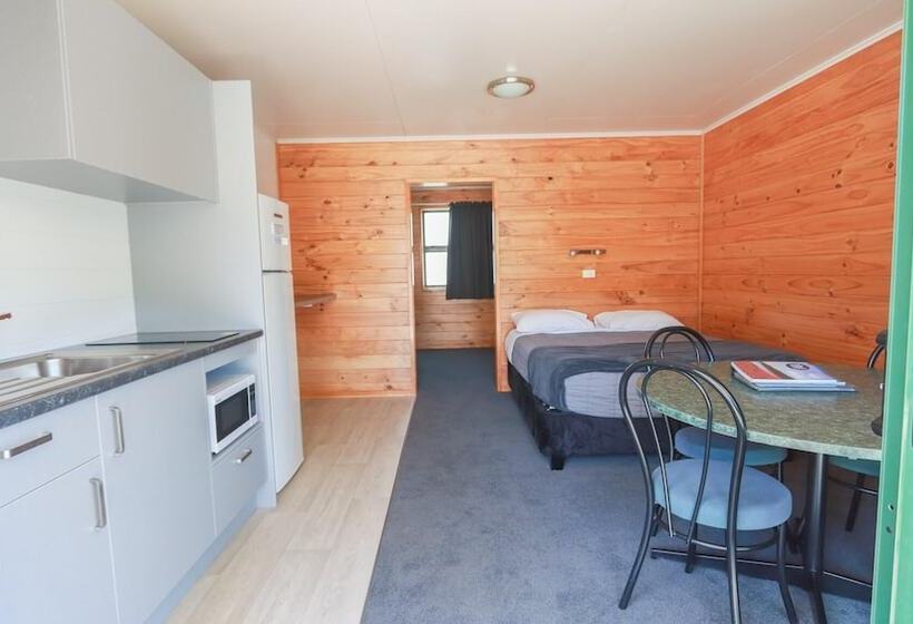 酒店 Motueka Top 10 Holiday Park