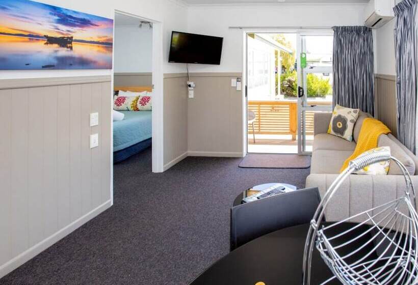 酒店 Motueka Top 10 Holiday Park