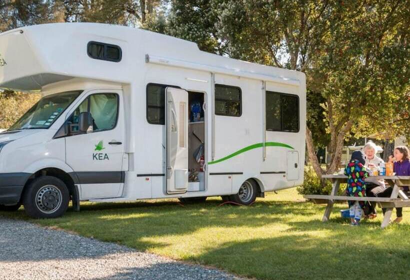 酒店 Motueka Top 10 Holiday Park