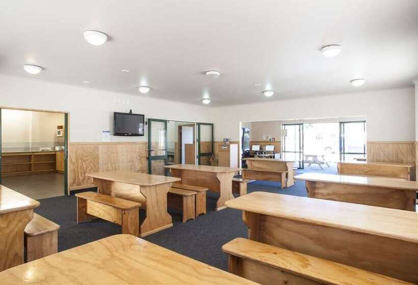 酒店 Motueka Top 10 Holiday Park