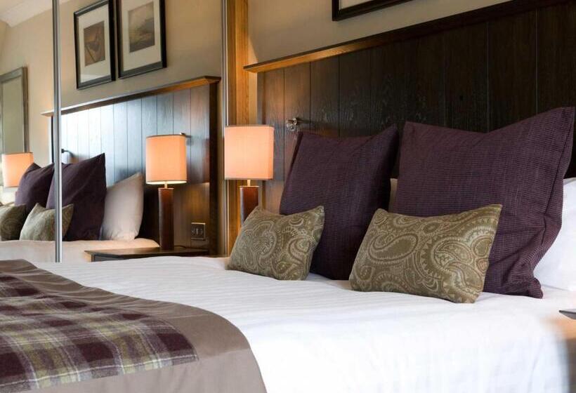 호텔 The Loans Inn