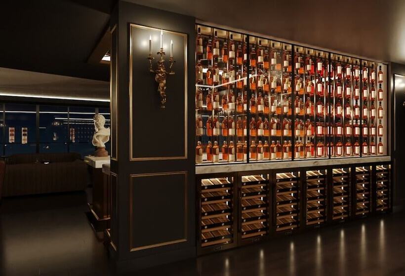 호텔 Qlusive - Adults Only+12