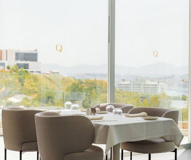 호텔 Qlusive - Adults Only+12