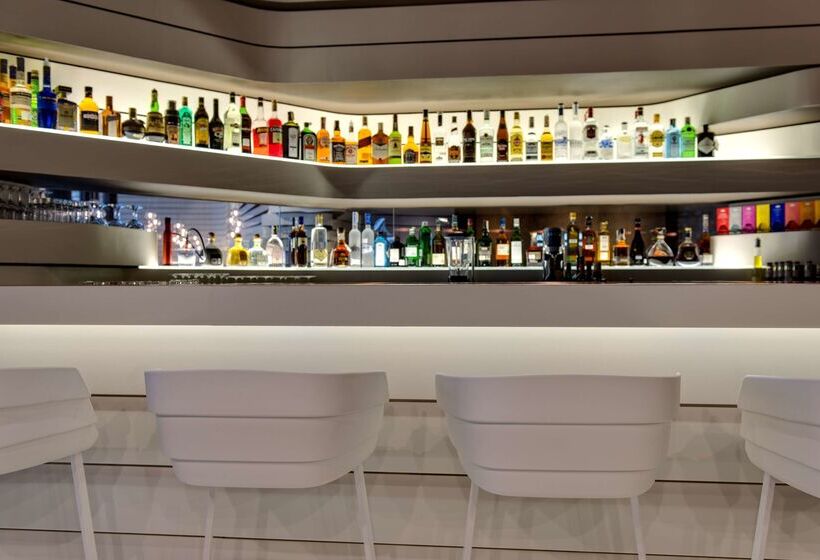 Radisson Collection Hotel, Old Mill Belgrade