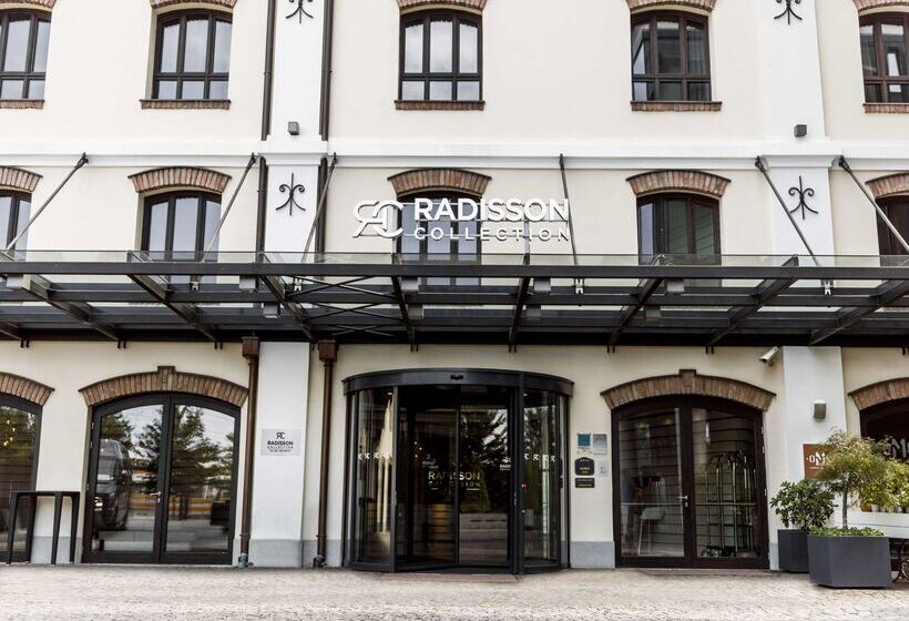 Radisson Collection Hotel, Old Mill Belgrade