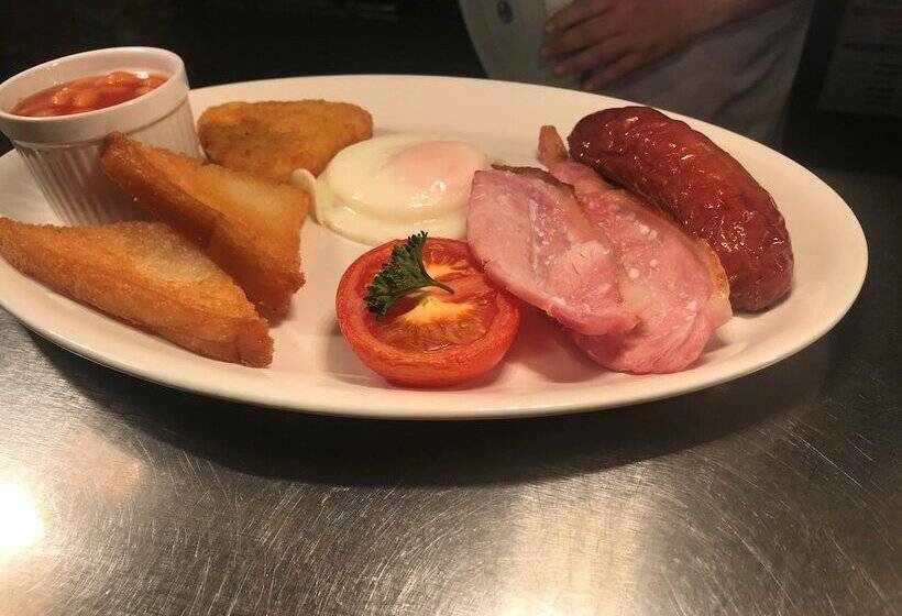 בית מלון כפרי Raffles