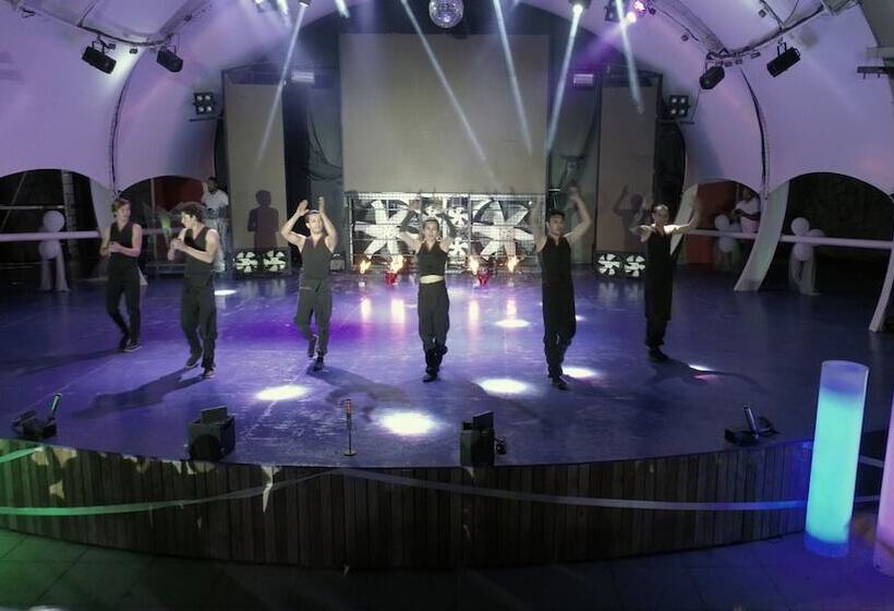 Ramada by Wyndham Resort Kusadasi