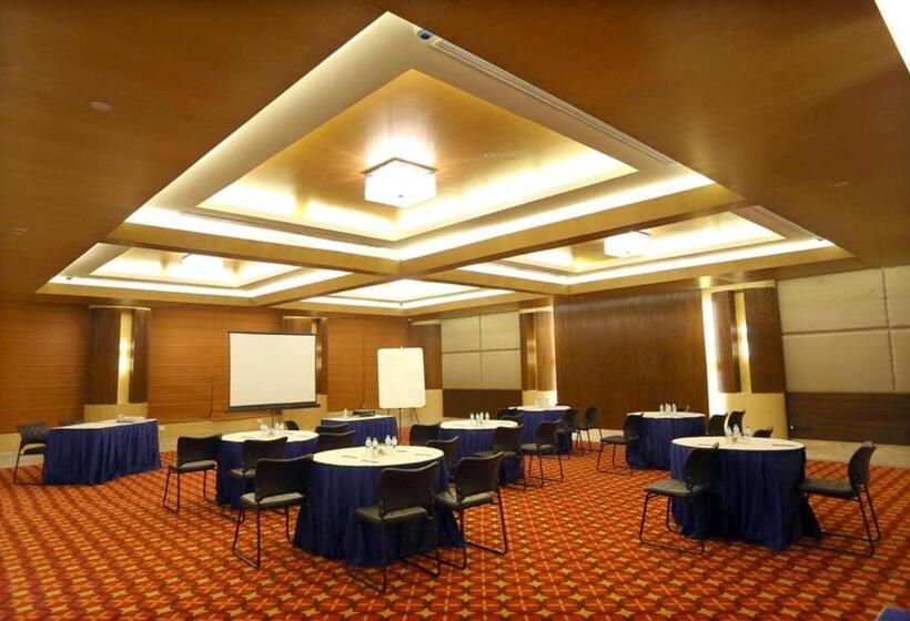 בית מלון כפרי Regenta Orko S Kolkata