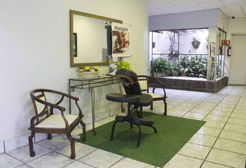 ホテル Rio Claro Plaza