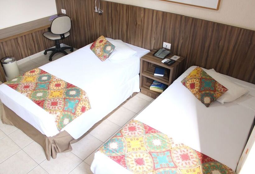 בית מלון כפרי Riviera