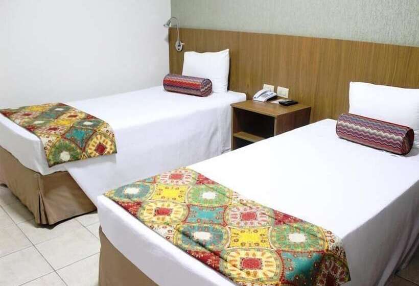 בית מלון כפרי Riviera