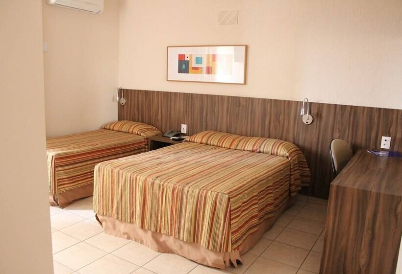 בית מלון כפרי Riviera