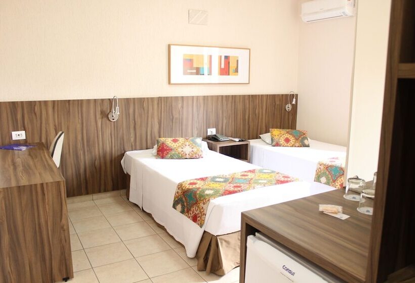 בית מלון כפרי Riviera