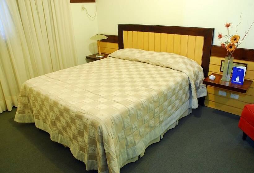 בית מלון כפרי Riviera