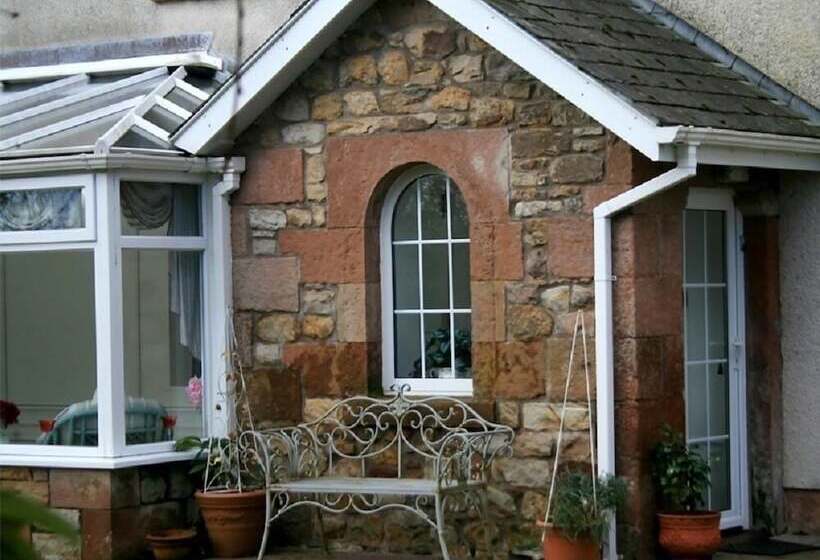 فندق ريفى Bessiestown Country Guesthouse