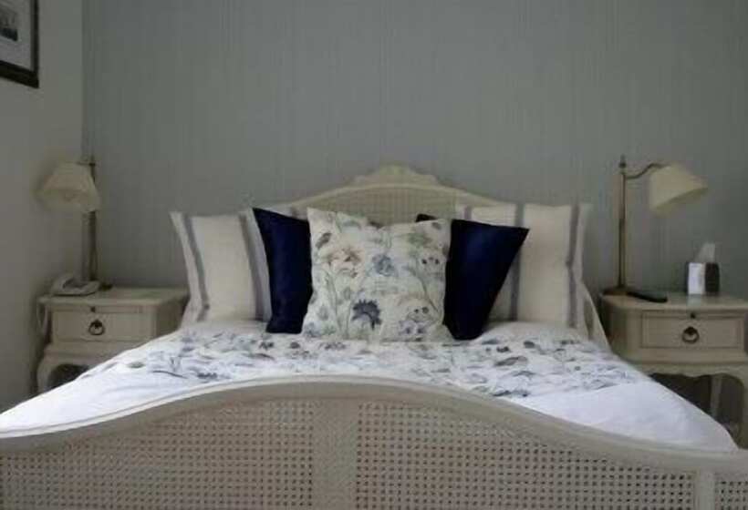 Сельский отель Burythorpe House