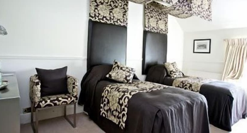 Сельский отель Burythorpe House