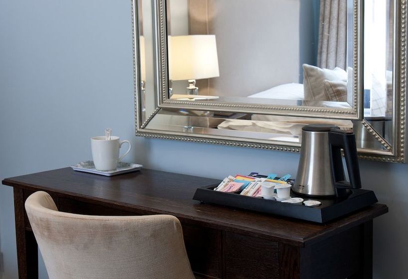 Сельский отель Cedar Falls Health Spa